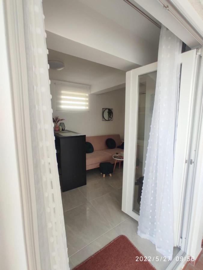 Apartments Mia Bibinje Exterior photo