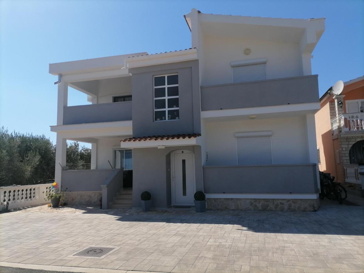Apartments Mia Bibinje Exterior photo